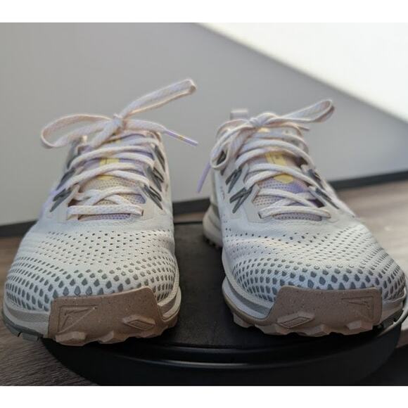 Nike Running Shoes Women's Size 8.5 React Pegasus Trail 4 Flywire Retro Gym Shoe - Picture 14 of 16